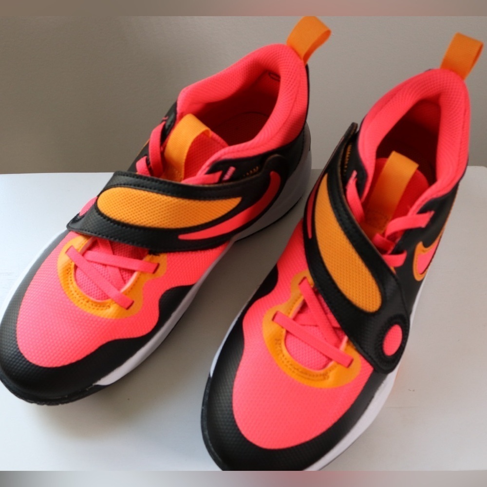 NWB Nike Team Hustle D 7Y Big Kids' Basketball Shoes DV8996-001 Black/Pink - Picture 5 of 10